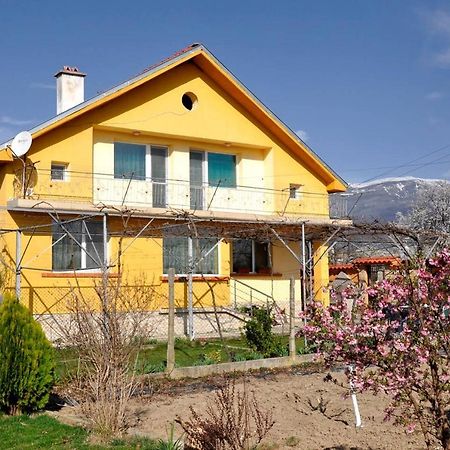 Вила В С. Габарево, Долината На Розите. Gabarevo Esterno foto
